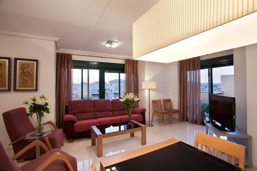 Apartamentos Lomas De كامبوامور الغرفة الصورة