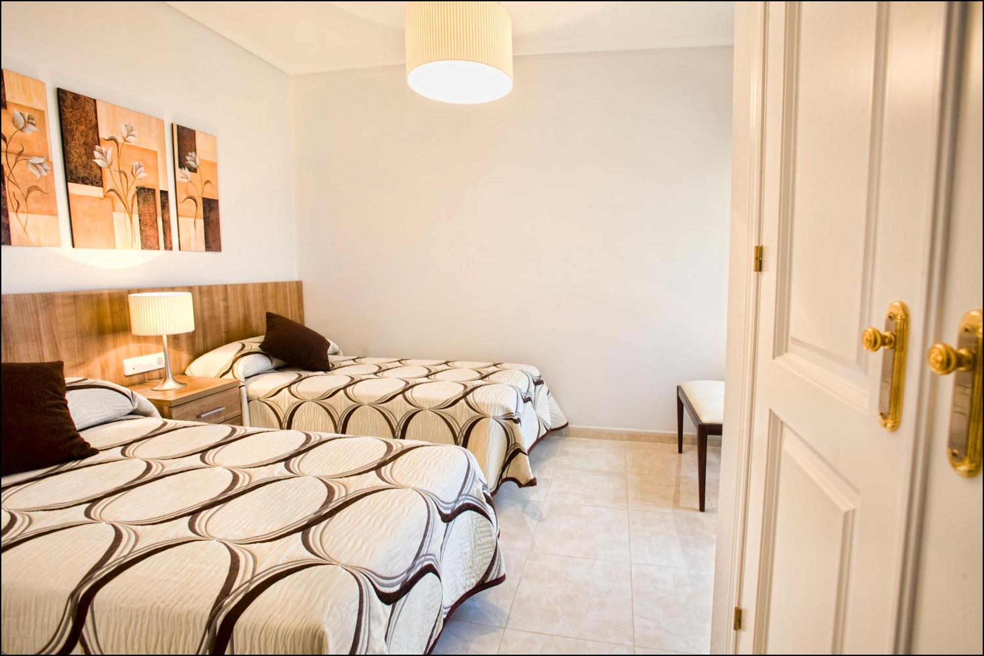 Apartamentos Lomas De كامبوامور المظهر الخارجي الصورة