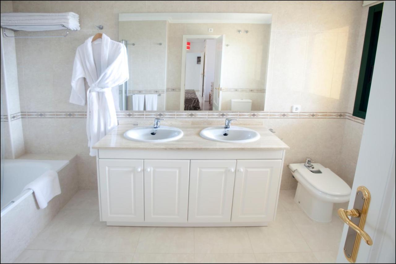 Apartamentos Lomas De كامبوامور المظهر الخارجي الصورة