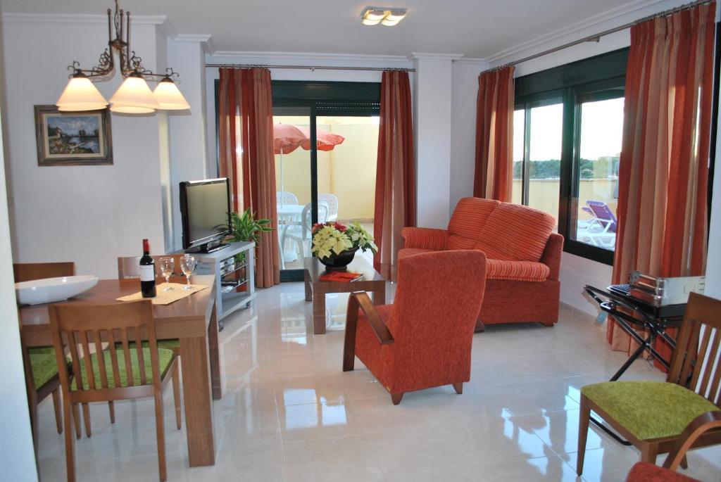 Apartamentos Lomas De كامبوامور المظهر الخارجي الصورة